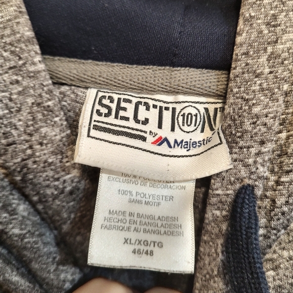 Men's XL Gray Majestic West Virginia University hoodie in excellent condition - Picture 3 of 3